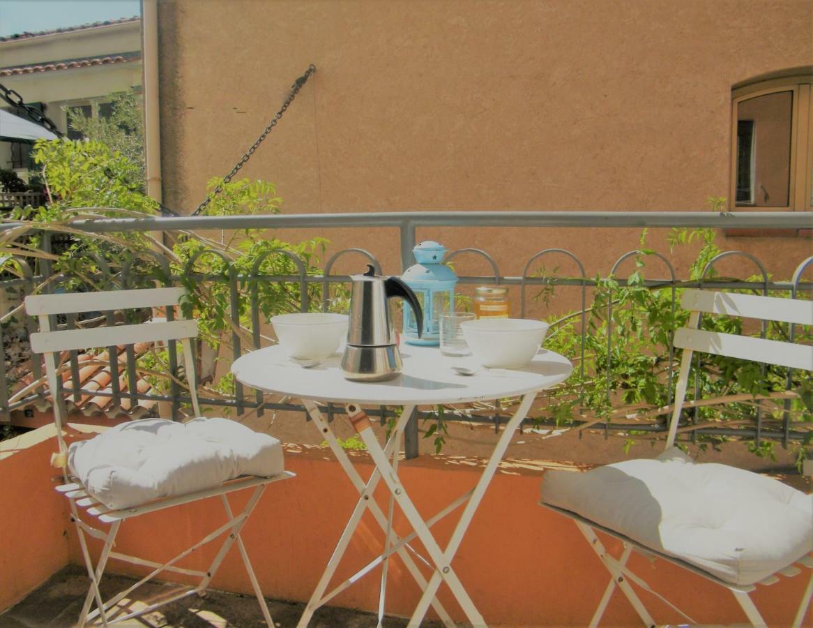 Apartmán Les 12 Sables Le Lavandou Exteriér fotografie