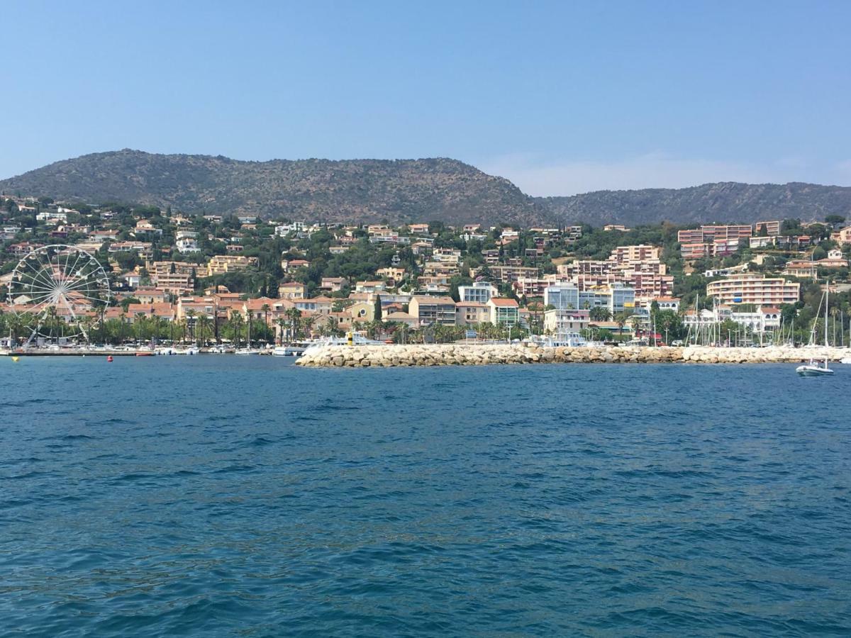 Apartmán Les 12 Sables Le Lavandou Exteriér fotografie